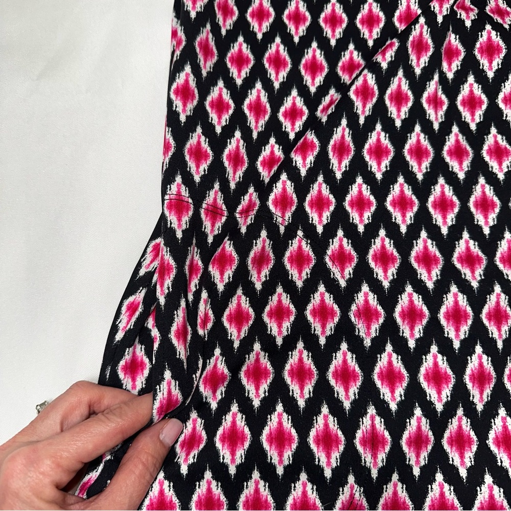 Tommy Bahama off the shoulder‎ dress medium black and hot pink with pockets - Picture 3 of 7